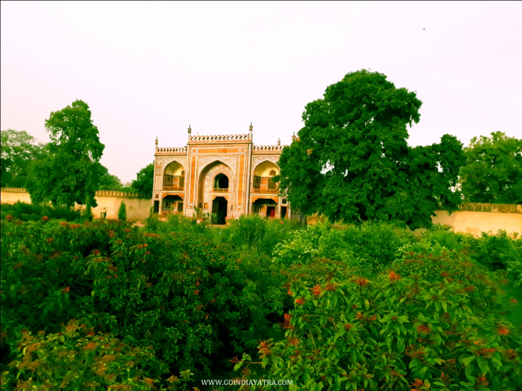 Itimad-ud-Daulah Tomb (Baby Taj) - The First miniature of ...